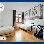 Mlotek I Perlik Auberge de jeunesse
