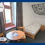 Mlotek I Perlik *