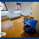 Mlotek I Perlik Auberge de jeunesse