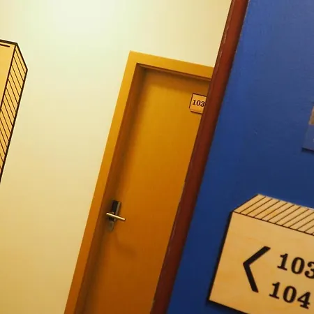 Młotek I Perlik Hostel
