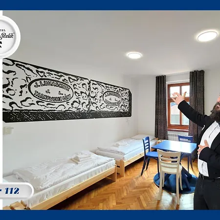 Mlotek I Perlik Hostal Tarnowskie Góry