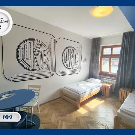 Mlotek I Perlik * タルノフスキェ・グルィ