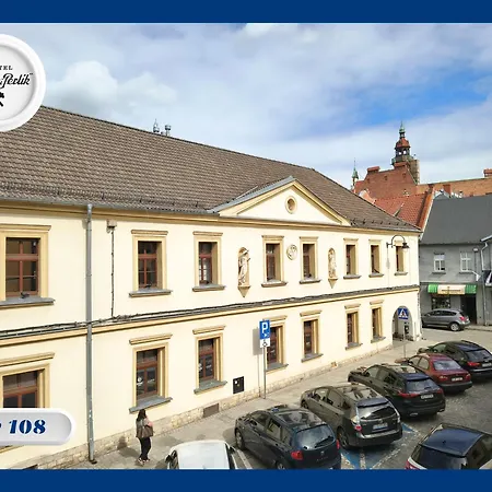 Hostel Mlotek I Perlik *