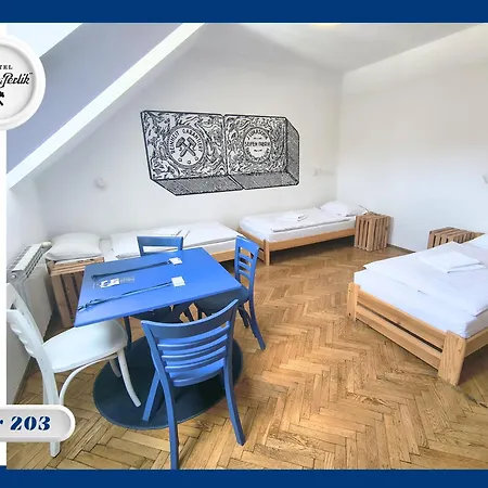 Mlotek I Perlik Tarnowskie Góry