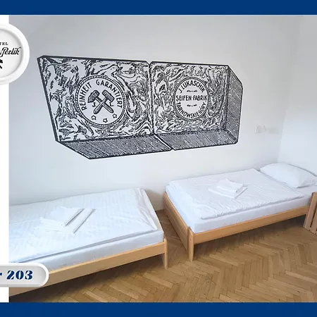Mlotek I Perlik