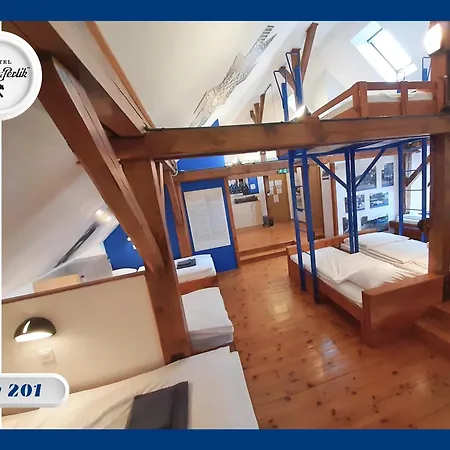 Mlotek I Perlik Tarnowskie Góry